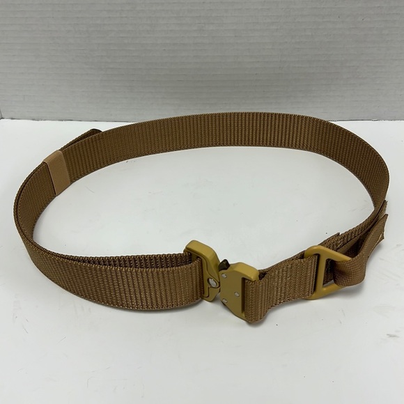 NWOT Adjustable Fusion Tactical Belt - Picture 1 of 6